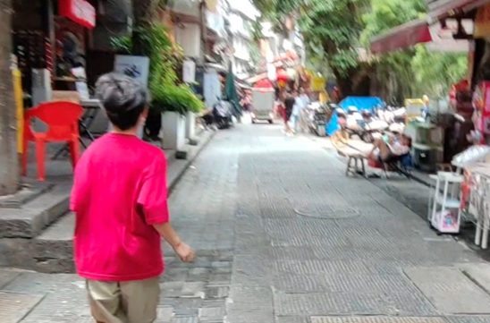 12歲少年引路，長(zhǎng)沙消防20分鐘化險(xiǎn)為夷