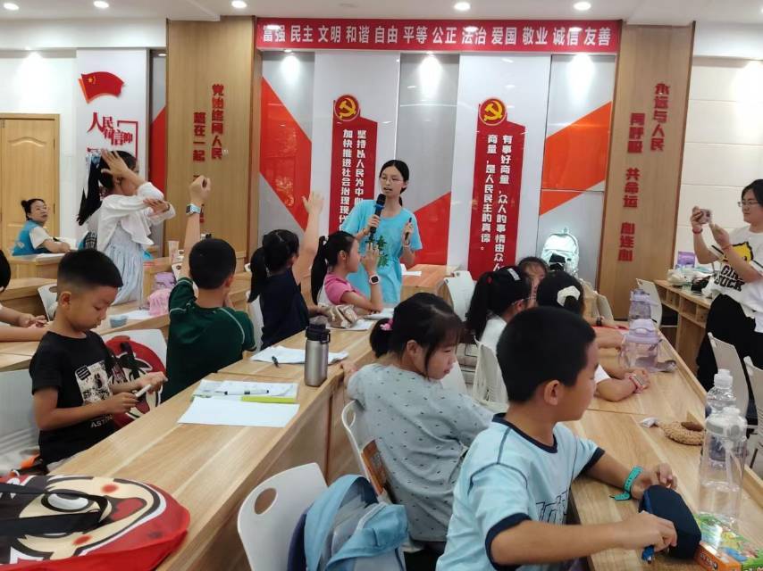 湖南科技大學(xué)開展“青春健康 校社同行”活動(dòng)