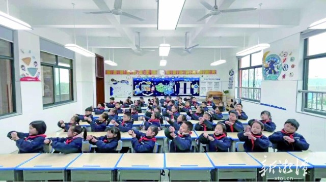 九華和平小學(xué)打造“雅·體”三級課程體系——多彩文體活動讓歡樂“滿格”