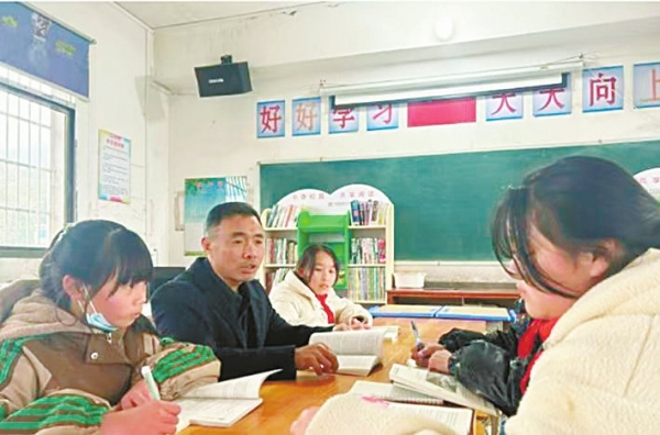 陳勝謙：做讓孩子受益一生的教育|湖南日?qǐng)?bào)