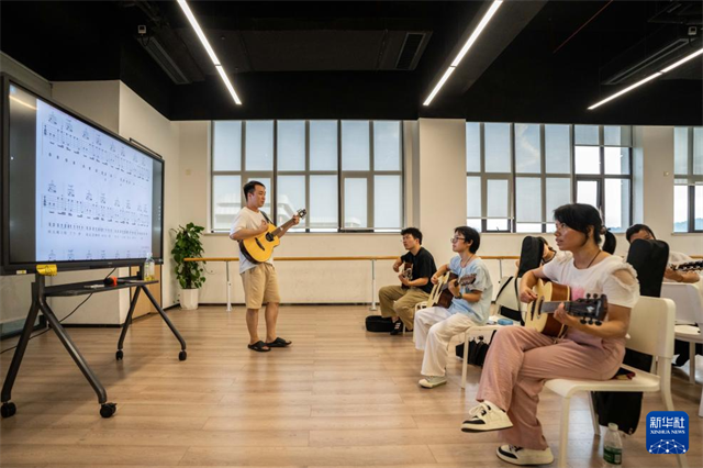 Night School Program Lights up Changsha's Nightlife