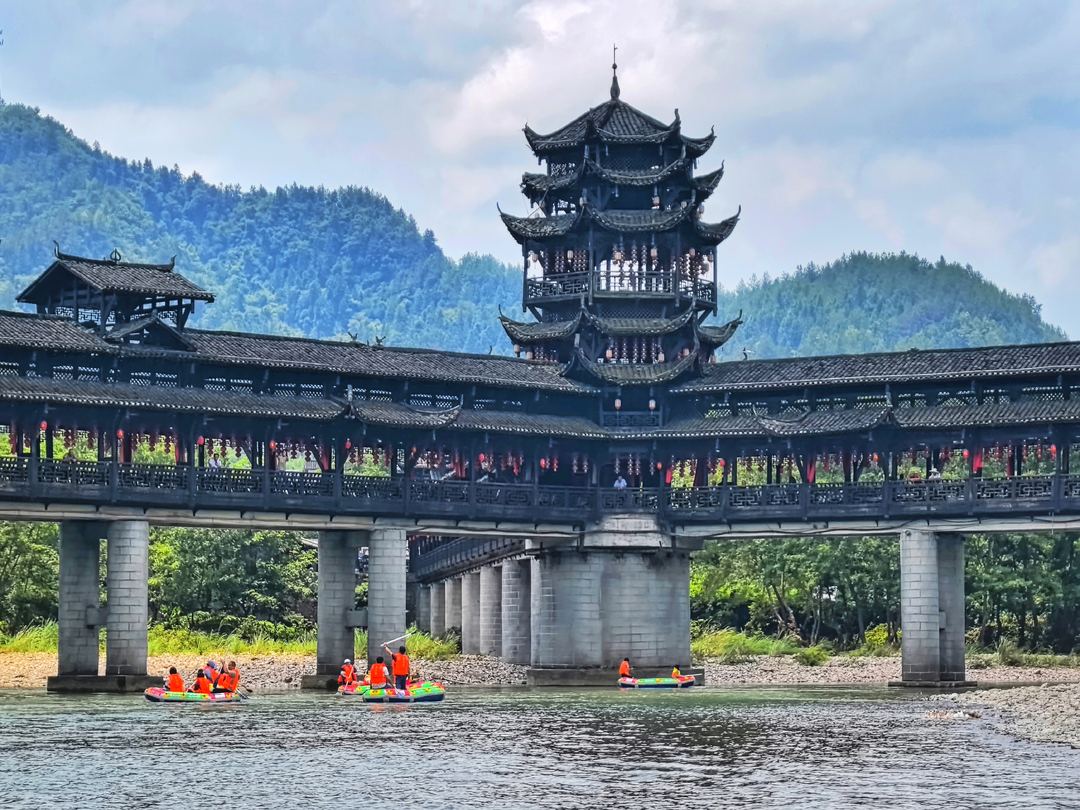 散文 | 泛舟惹巴拉