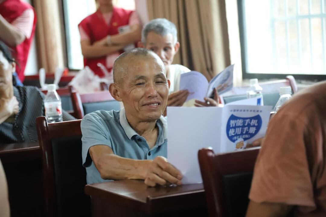 科技赋能双龄 智“惠”美丽乡村