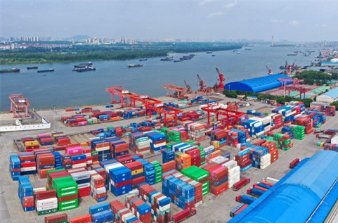 Changsha New Port Sees Stable Growth in Ro-ro Auto Transportation