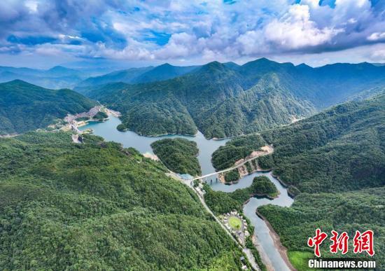 廣西賀州生態(tài)水庫(kù)繪就綠色畫(huà)卷