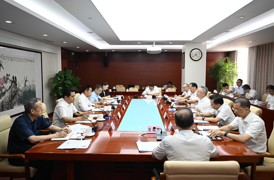 沈晓明与国家卫生健康委主任雷海潮会谈