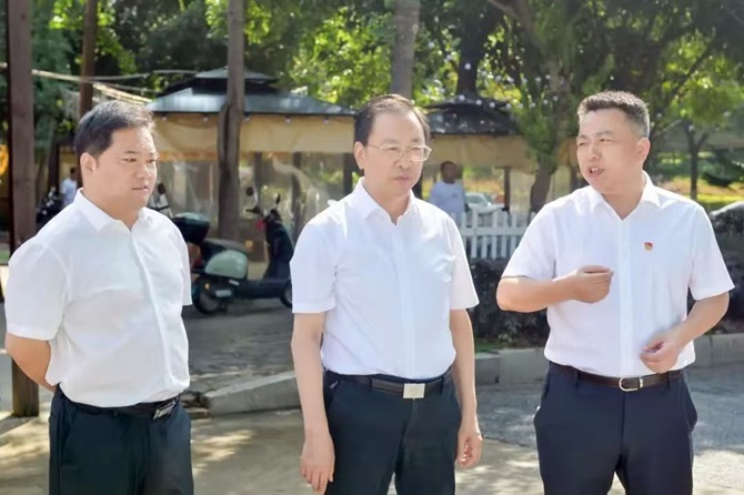 譚勇調(diào)研湘江新區(qū)行政執(zhí)法局