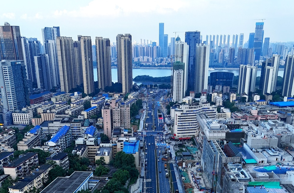 求是網(wǎng)評論員：城市更新，更新什么？