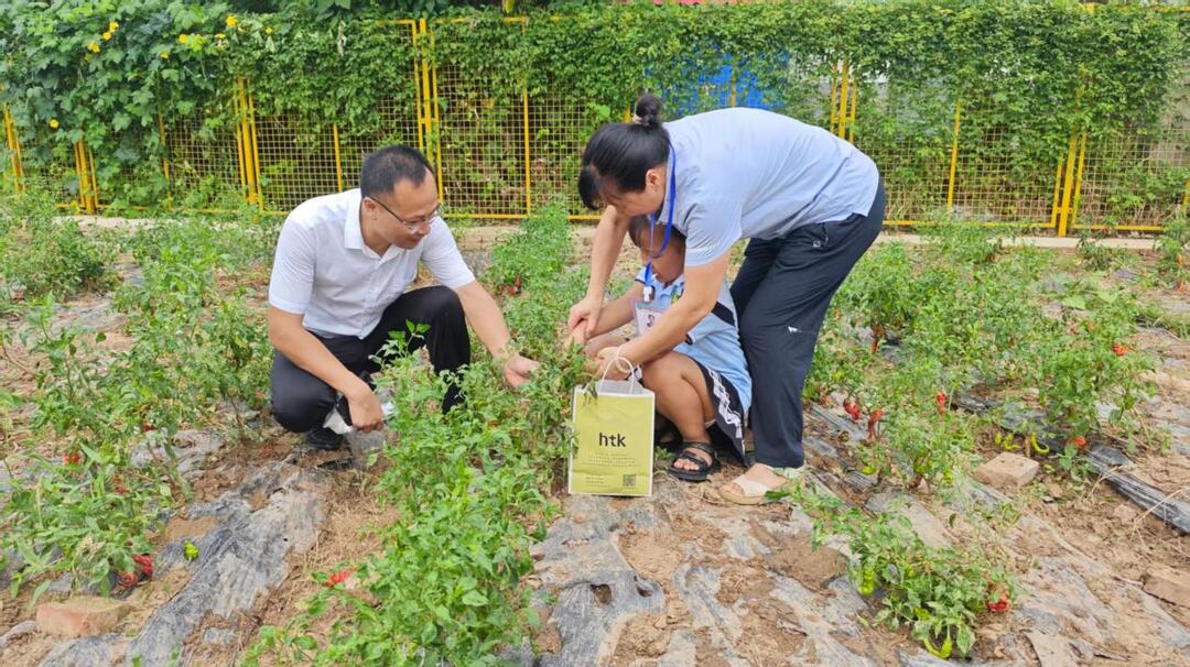 農(nóng)療采摘助康復(fù)，資源共享托民生