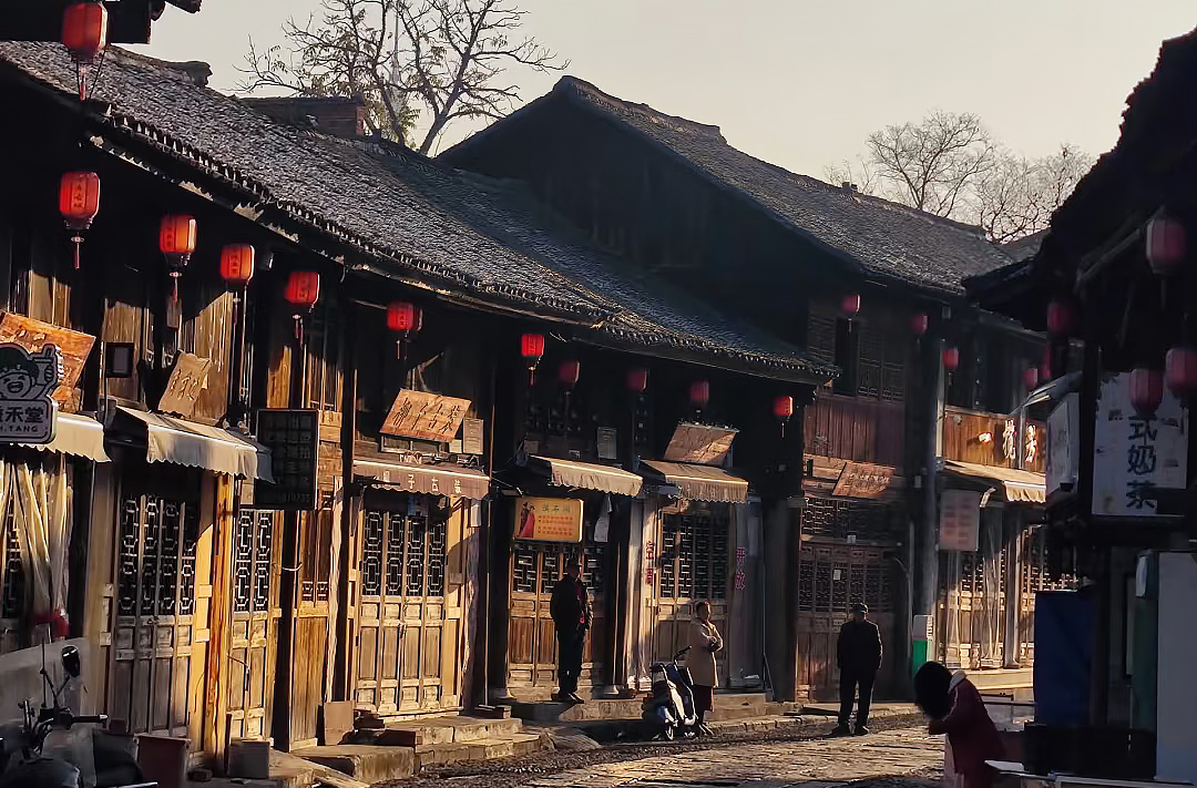 青石板上筑防线 零陵古城的融合守护之道
