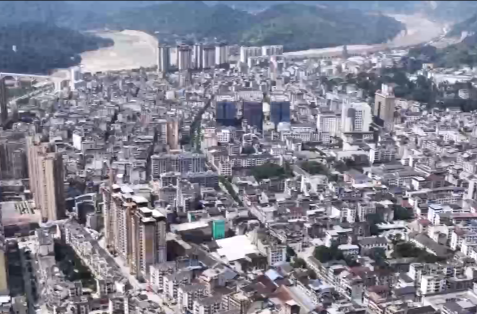 8市州组团援建 榕江城区加速焕新！“村超”7月底重启