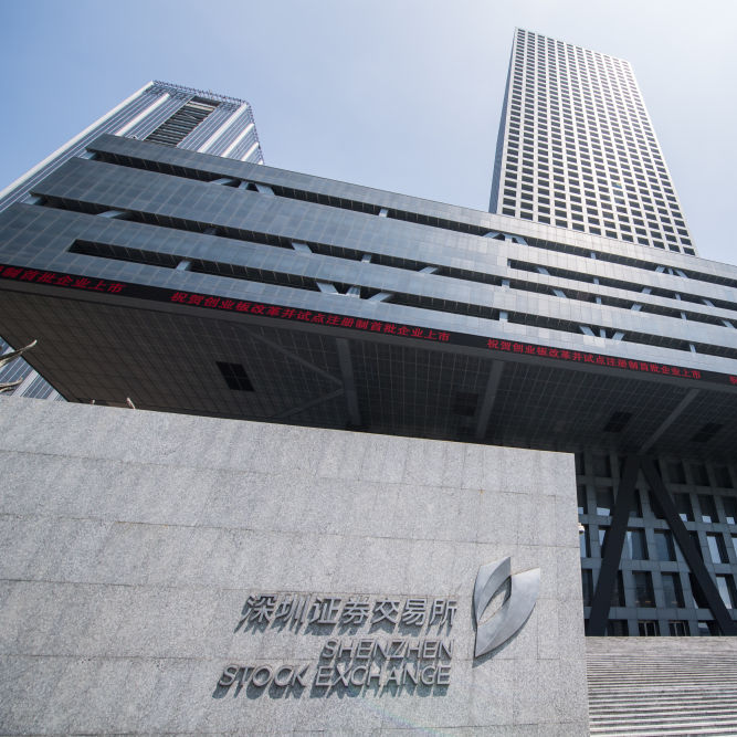 A股上市公司密集发布上半年业绩预告 多行业表现亮眼