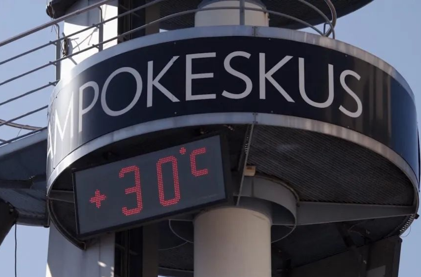 罕见！北极圈内芬兰城市气温达30℃