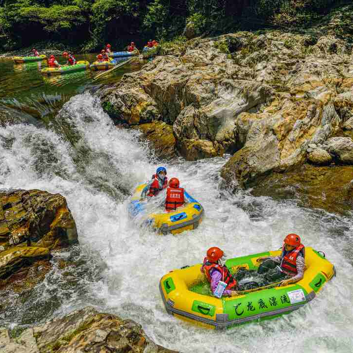  福地怀化·康养季｜追波逐浪 龙底生态漂流乐翻天