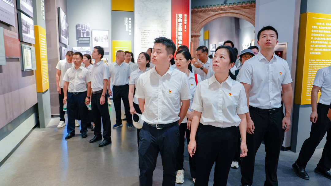 长沙高塘岭街道机关党总支开展主题党日活动