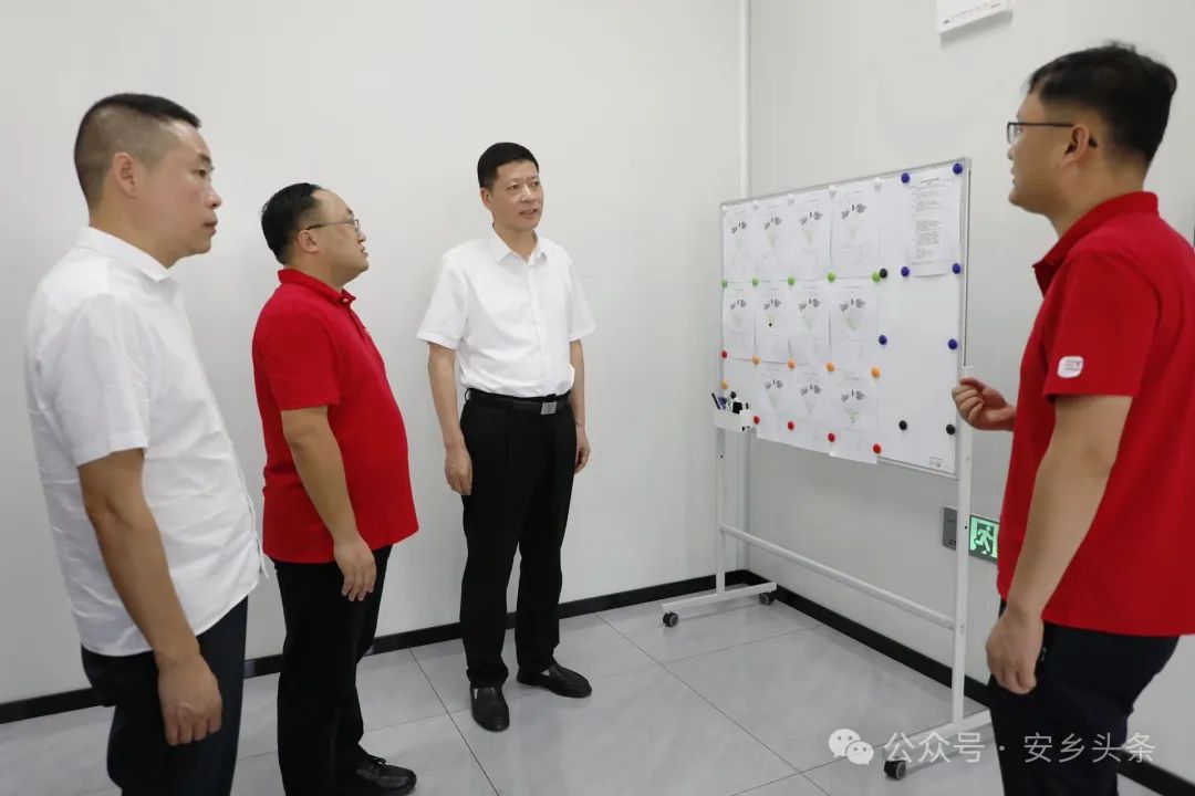 安乡：王先波深入企业走访调研 助力发展解难题