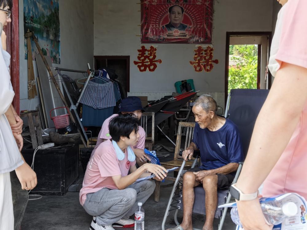 長(zhǎng)沙民政職院財(cái)經(jīng)管理學(xué)院開展暑期“三下鄉(xiāng)”志愿服務(wù)