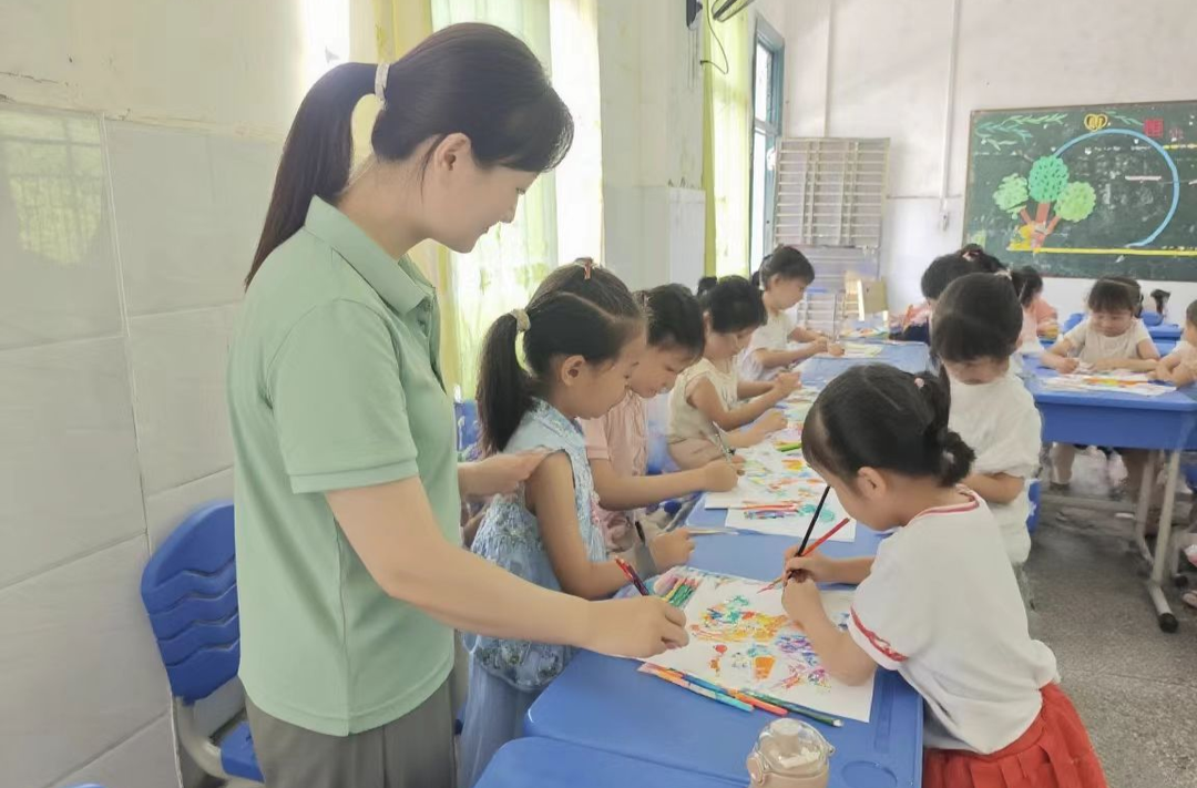 暑期安全“不打烊” 资兴民政为留守儿童定制“七彩暑期”
