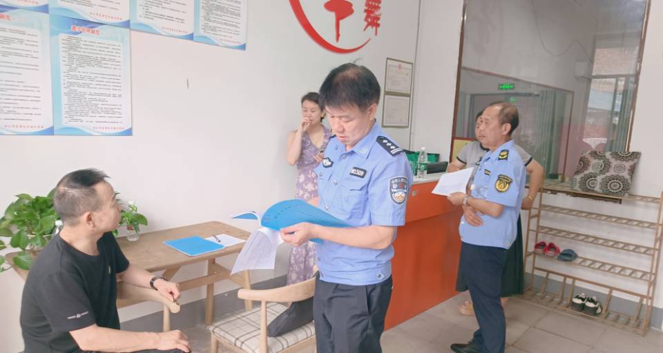 洪江市多部门联手暑期“护苗”