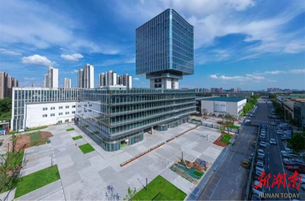 湖南日报特稿丨长沙经开区：追新逐高 质效跃迁