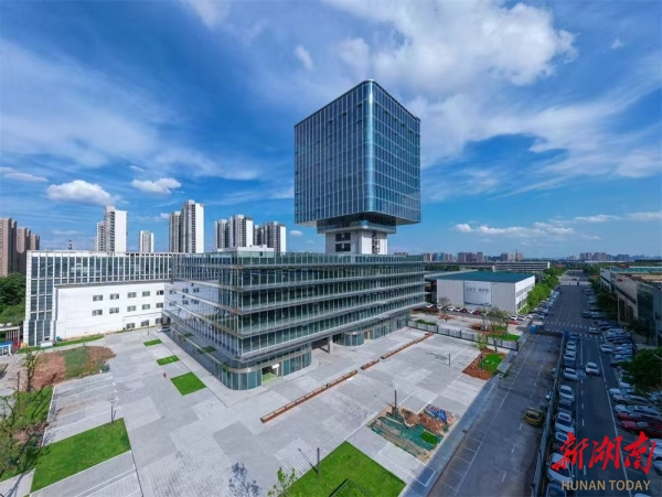 湖南日报特稿丨长沙经开区：追新逐高质效跃迁(图3)