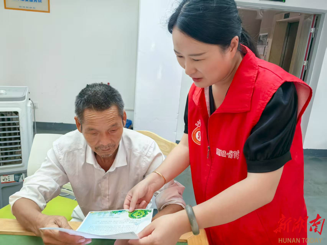 長沙白馬巷社區(qū)：宣傳攻堅加群防，構(gòu)筑居民“防蚊墻”