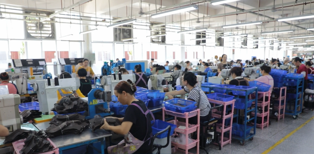 汉寿兴昂鞋业智能化升级增效50% 日产量近万双