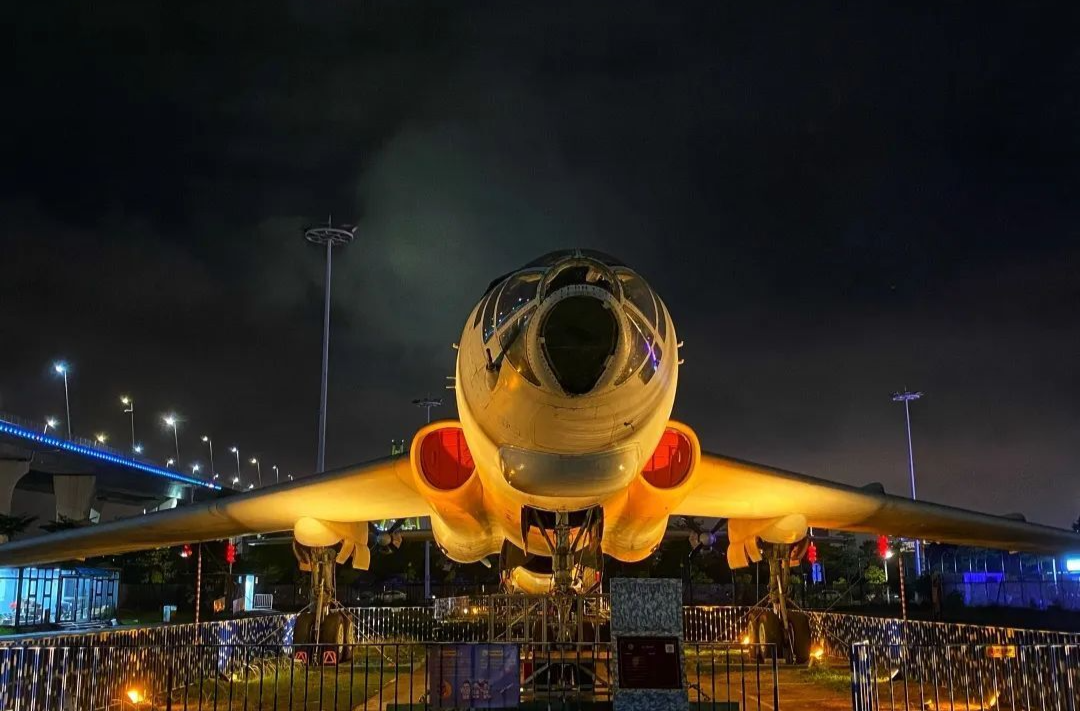 軍事博物館開啟暑期模式定期開放夜場