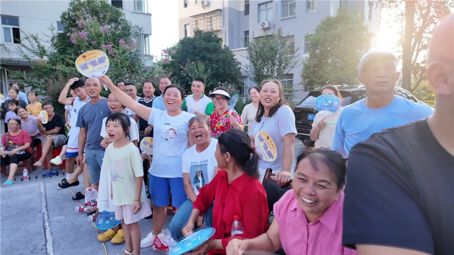 凤凰这场“村运会”，男女老少田间齐上阵