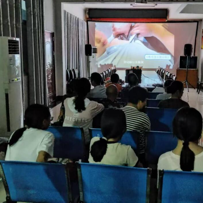 家门口看电影！农村公益电影固定放映示范点入驻新晃长乐坪村