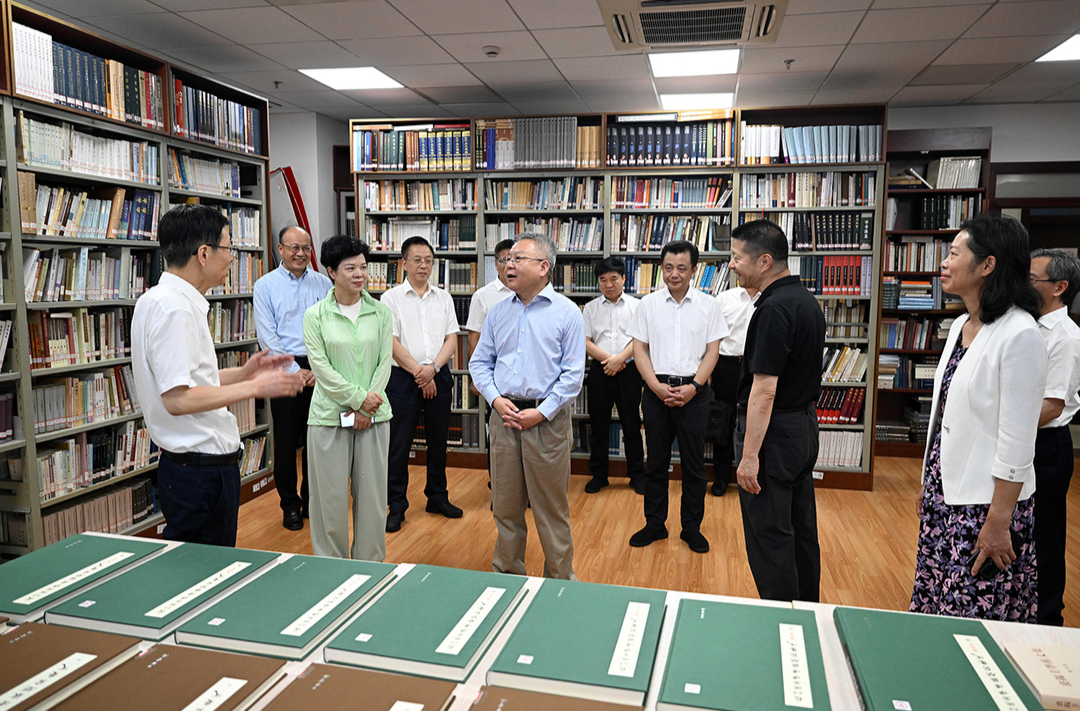 沈晓明赴复旦大学、上海交通大学、上海纽约大学调研