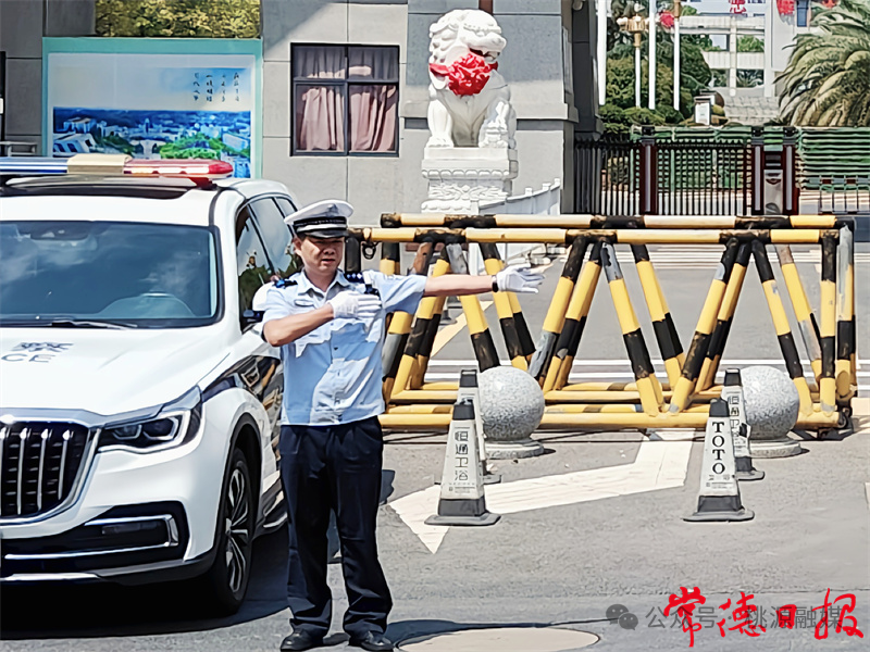 桃源交警：烈日下的平安“警”色
