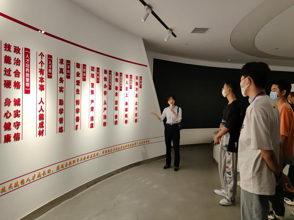 理論·學(xué)習(xí) | 把道理講深、講透、講活，讓思政課入腦入心