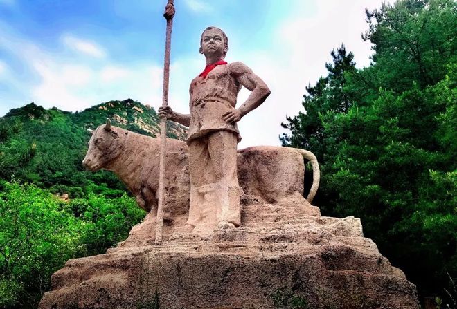 好評中國·紀念抗日戰(zhàn)爭勝利80周年青年說丨少年脊梁，王二小的生死哨音