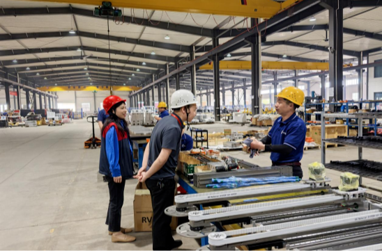  跑企業(yè)拓崗位、進(jìn)家門送服務(wù)，岳陽殘疾人公務(wù)員汪鑫的暖心幫扶路
