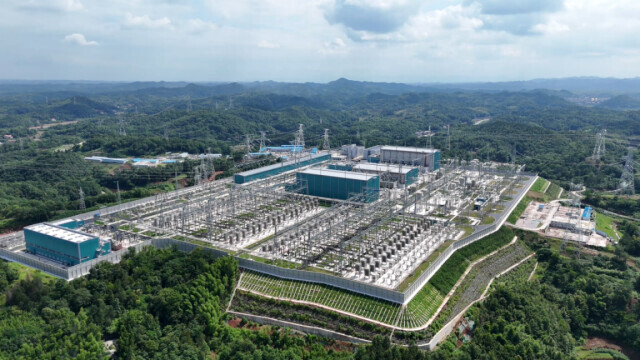 “兩直兩交”特高壓顯威！外電入湘用電無憂