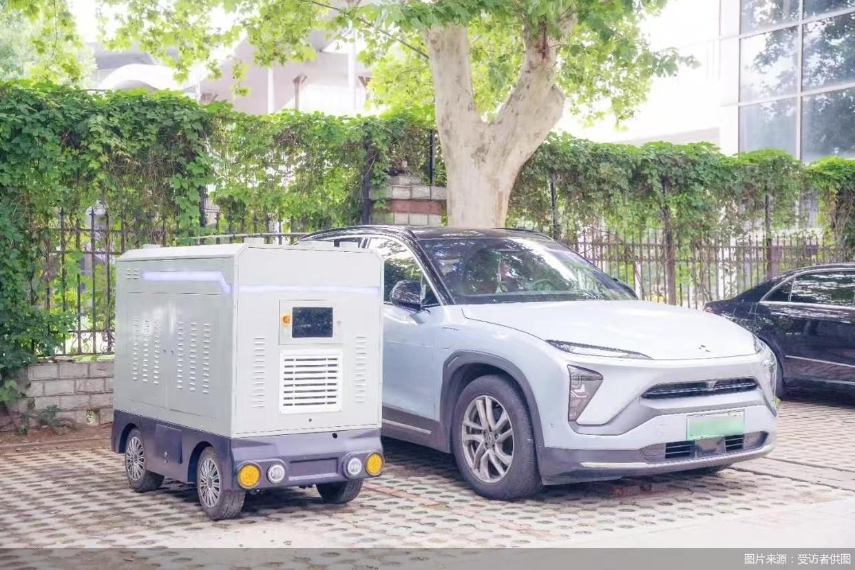 “車(chē)找電”變“電找車(chē)” 新能源車(chē)充電也能叫“外賣(mài)”了