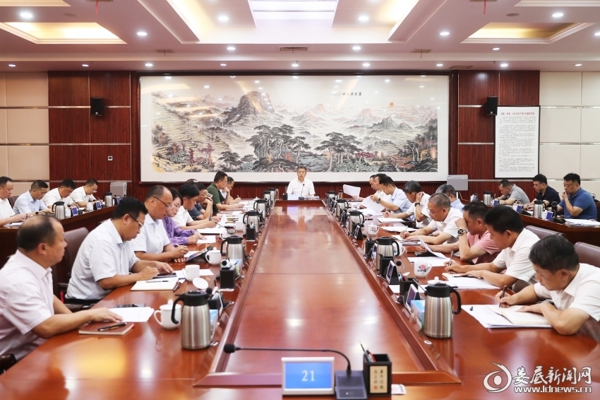 曾超群调度“洞庭清波”常态化监督工作：扛牢政治责任 强化监督执纪 筑牢生态屏障