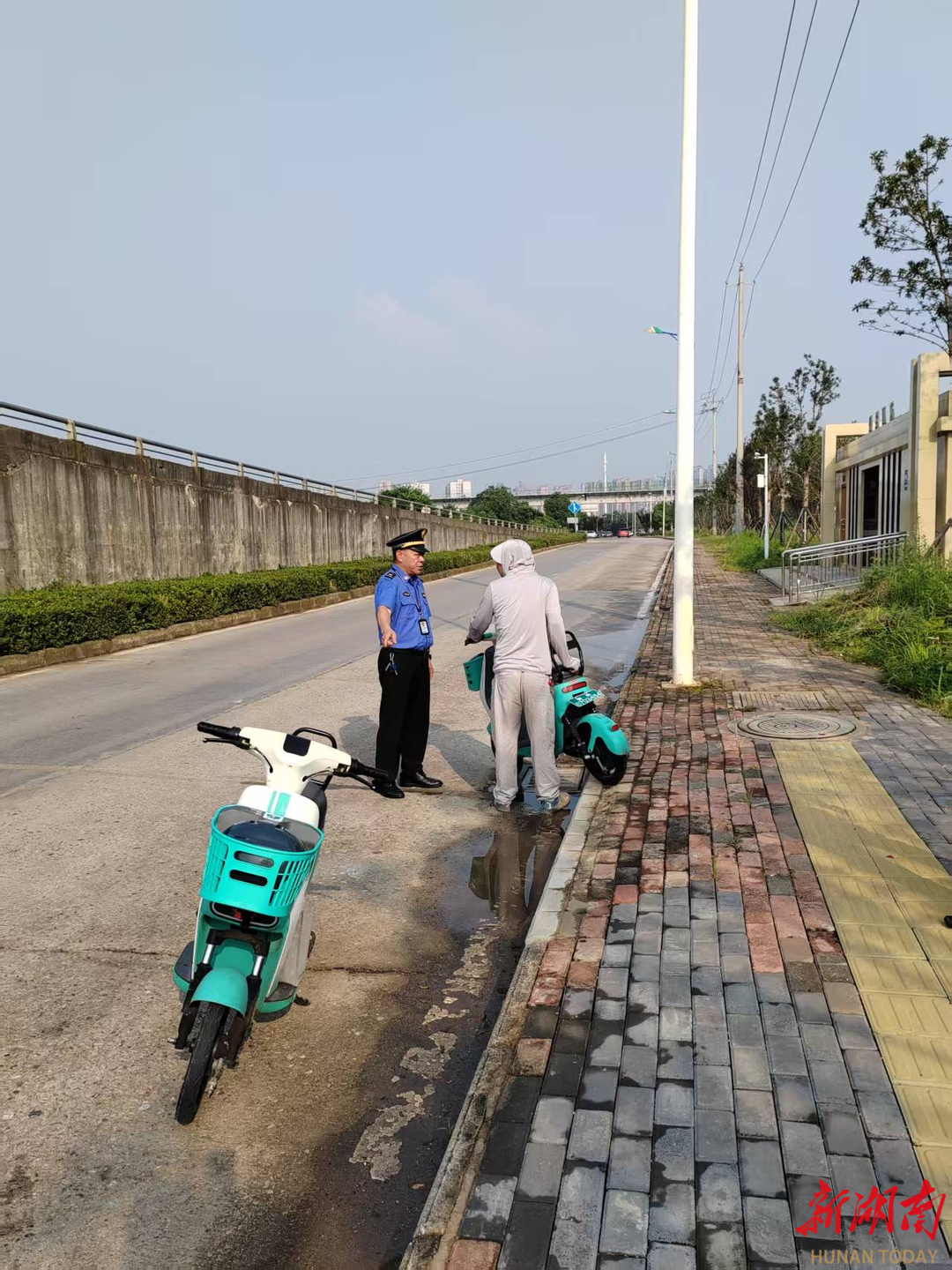 娄底城管：优化市容秩序 营造舒适环境