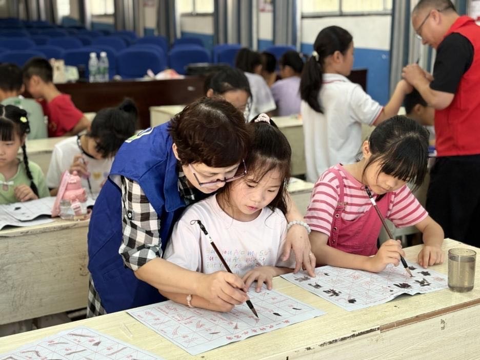 武冈市“伙伴领航站”：仲夏童伴行，快乐共成长
