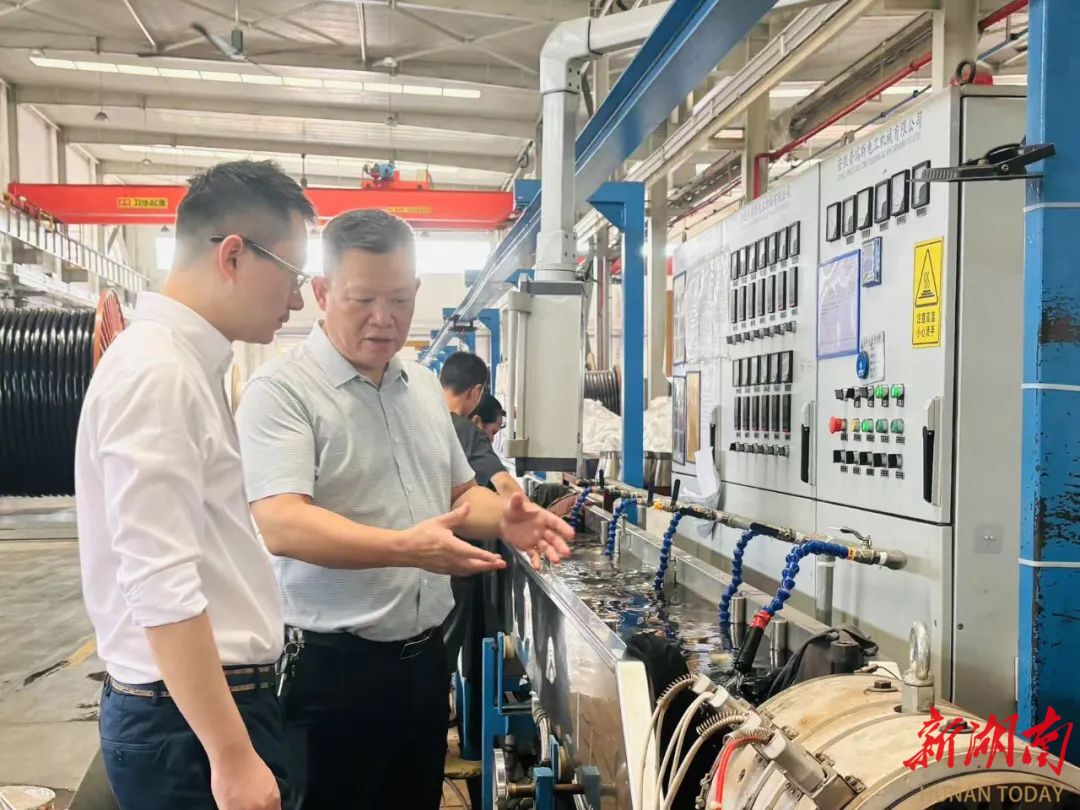 長沙銀行株洲分行一行到神通光電調研