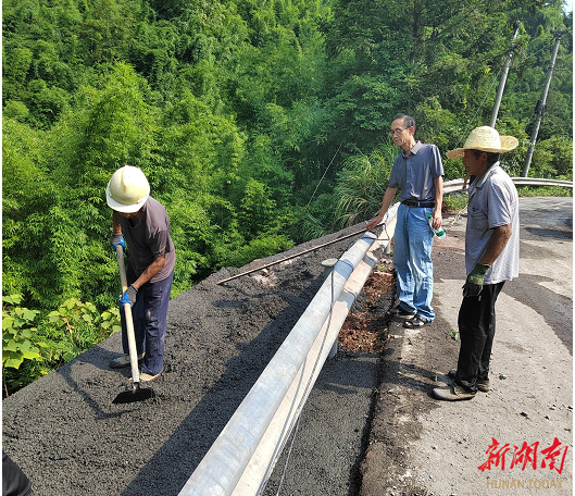 不惧高温“烤”验，怀化公路部门启动高温养护专项行动