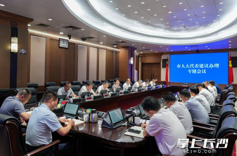 吳桂英調(diào)研新一代計(jì)算系統(tǒng)產(chǎn)業(yè)鏈并督辦市人大代表建議辦理情況