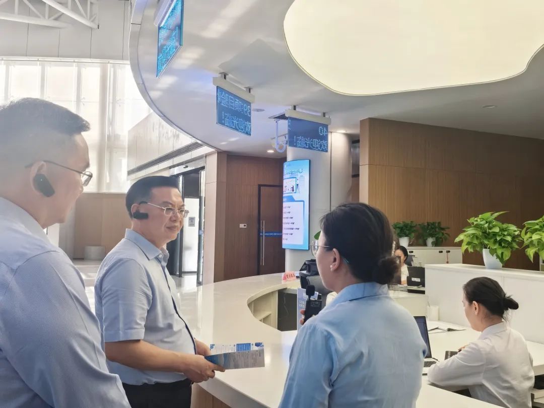 沈裕谋赴长沙市调研内外贸综合服务中心工作