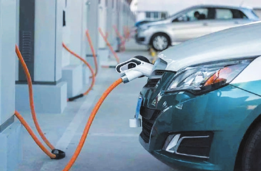 7月新能源汽車市場(chǎng)滲透率近50%