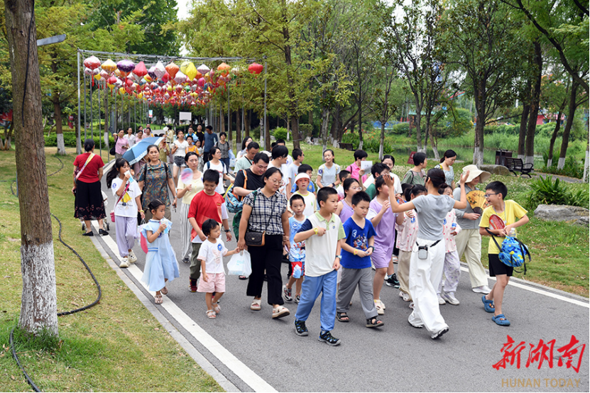 Wetland Park in Changsha Launches Nature Exploration Program