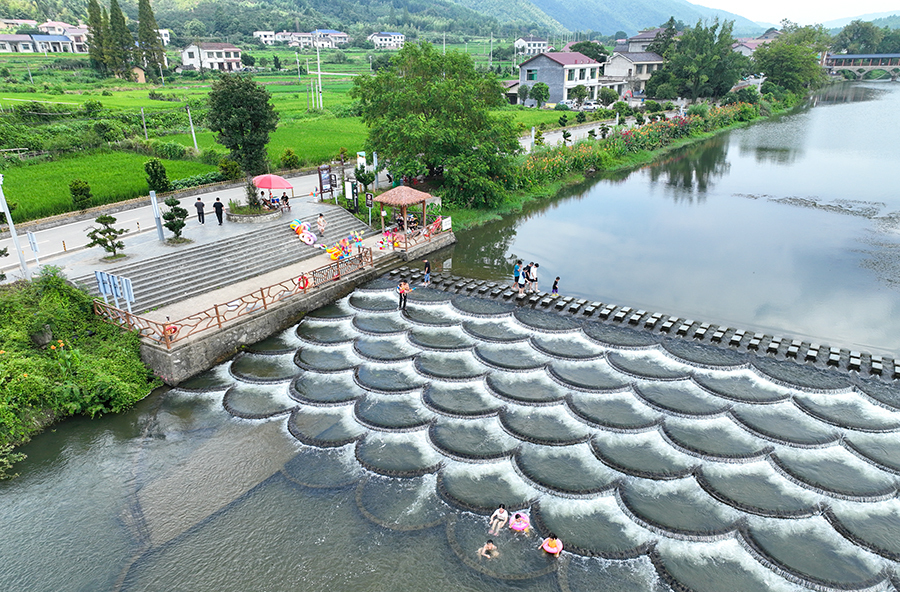 公路帶動文旅興
