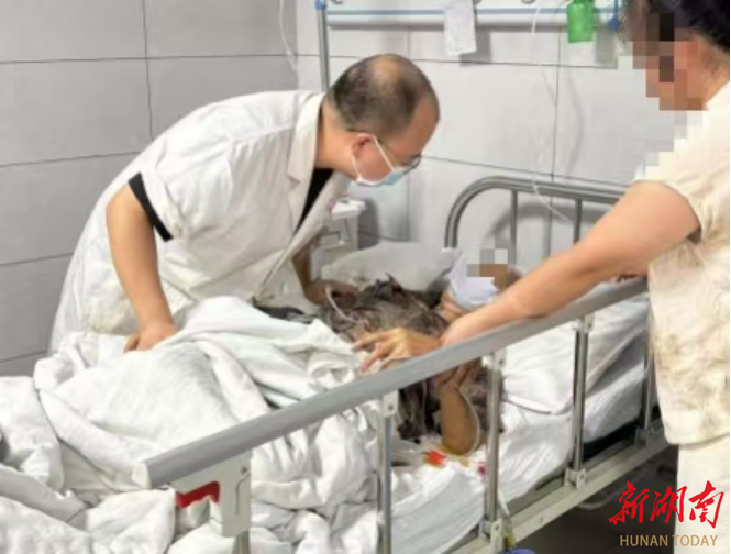 1小时精准手术！多学科协作助九旬老人闯生命险关