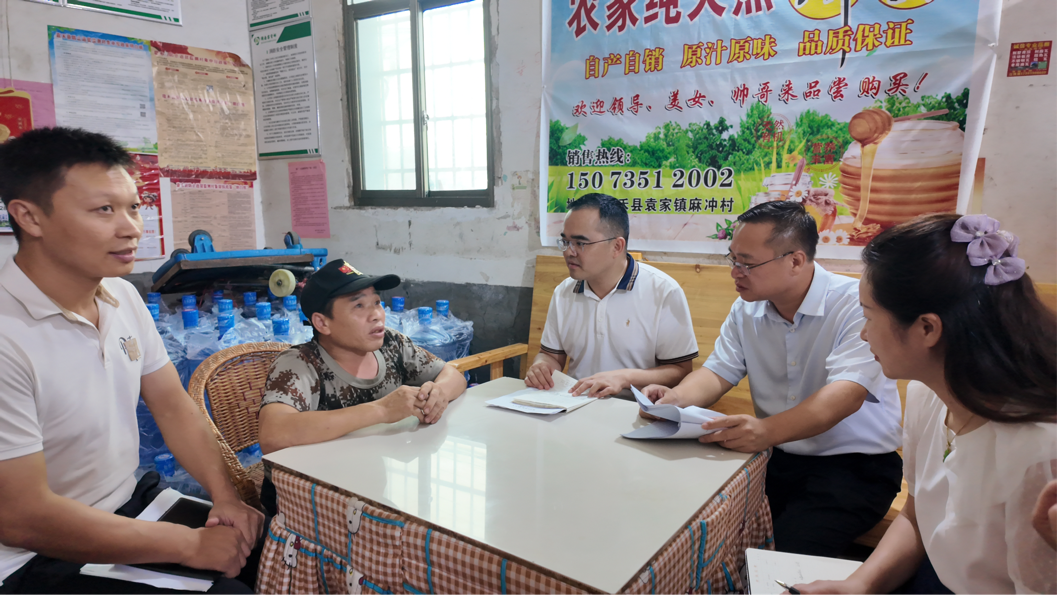 嘉禾丨何勇督导巩固拓展脱贫攻坚成果同乡村振兴有效衔接工作