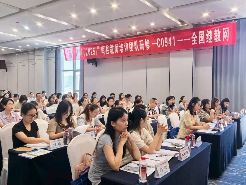 南县：靶向破瓶颈，“育人”更“育己” 